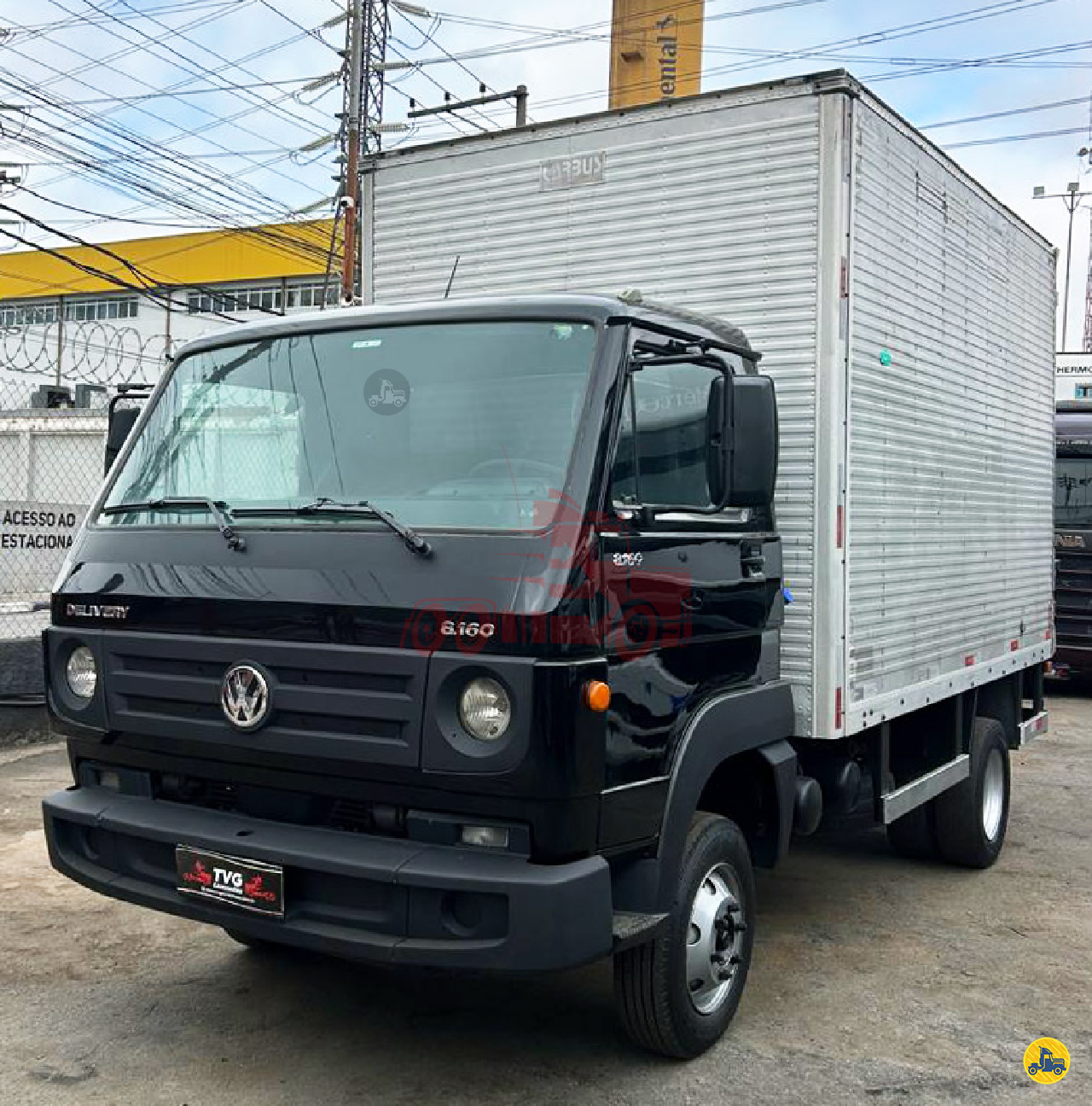 CAMINHAO VOLKSWAGEN VW 8160 Baú Furgão Toco 4x2 TVG Caminhões GUARULHOS SÃO PAULO SP